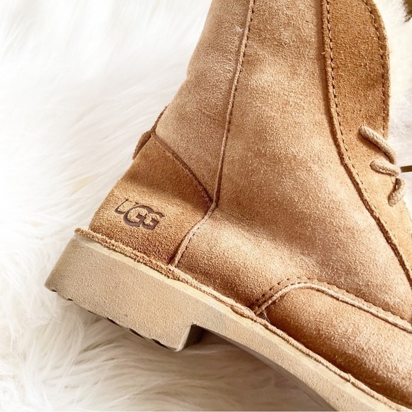 UGG Quincy Tan Fur Tie Up Ankle Winter Warm Boots Size 6 - Picture 2 of 11